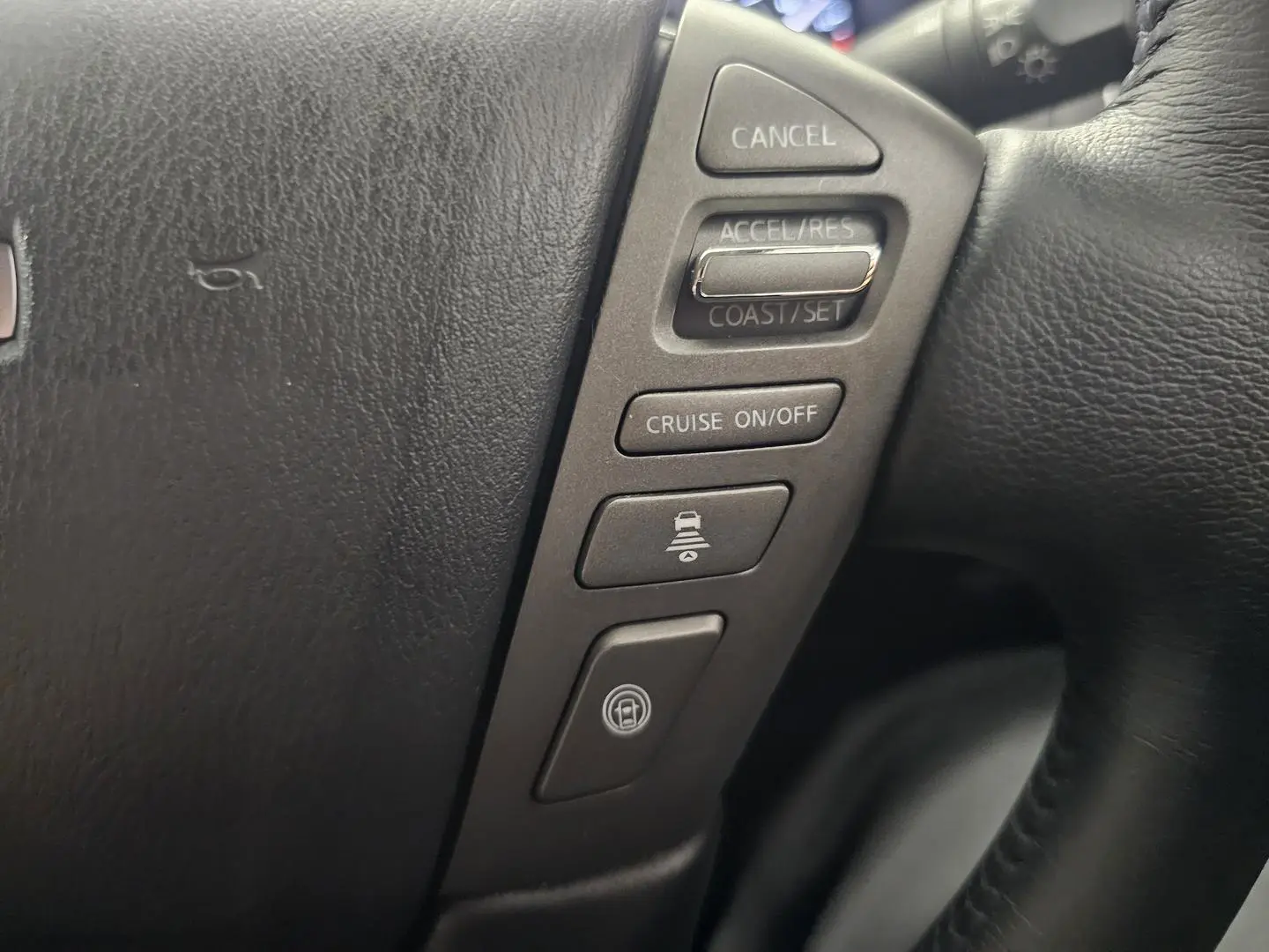 2024 Nissan Patrol Gallery Image 41