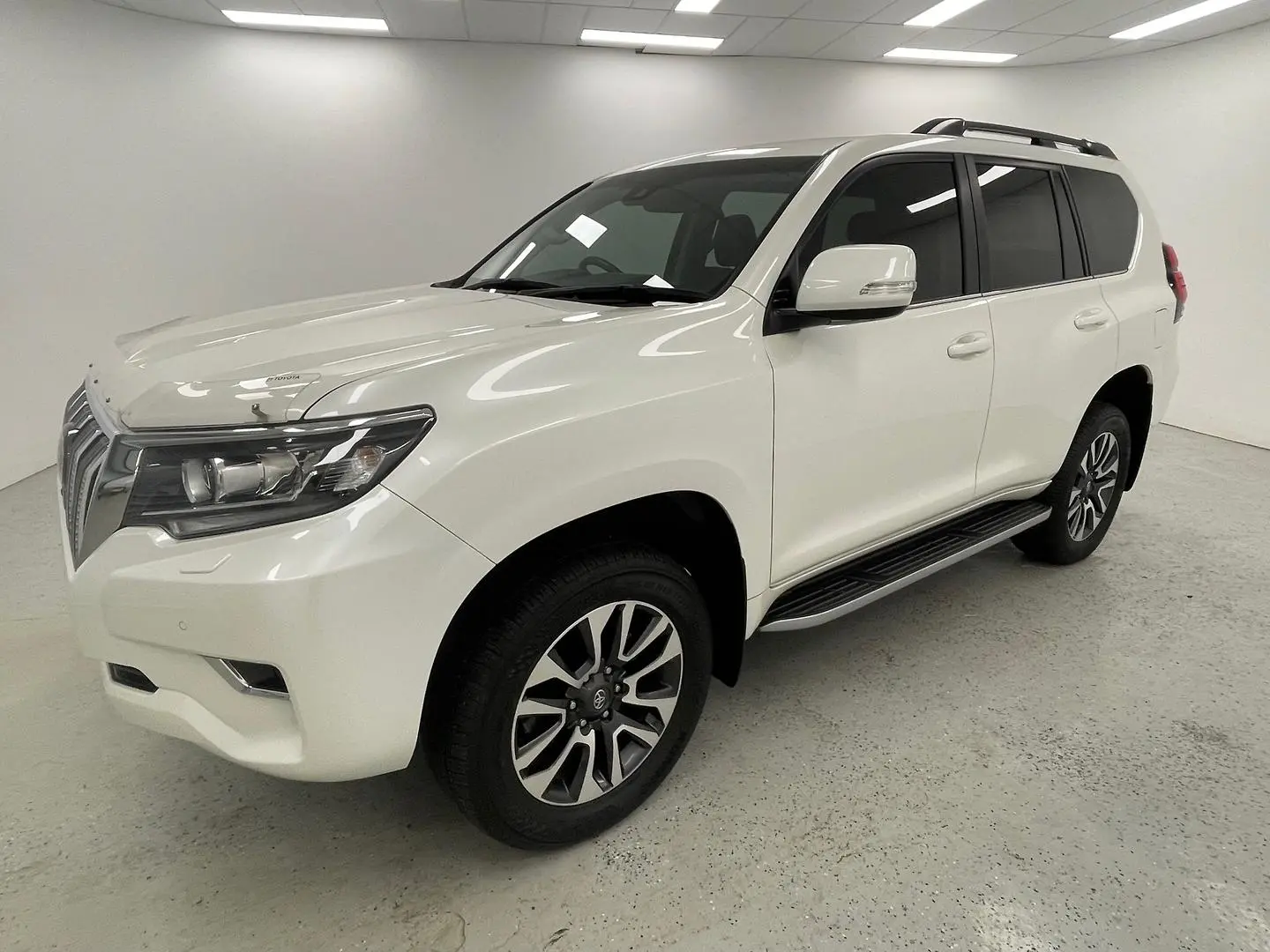 2021 Toyota Landcruiser Prado Gallery Image 7