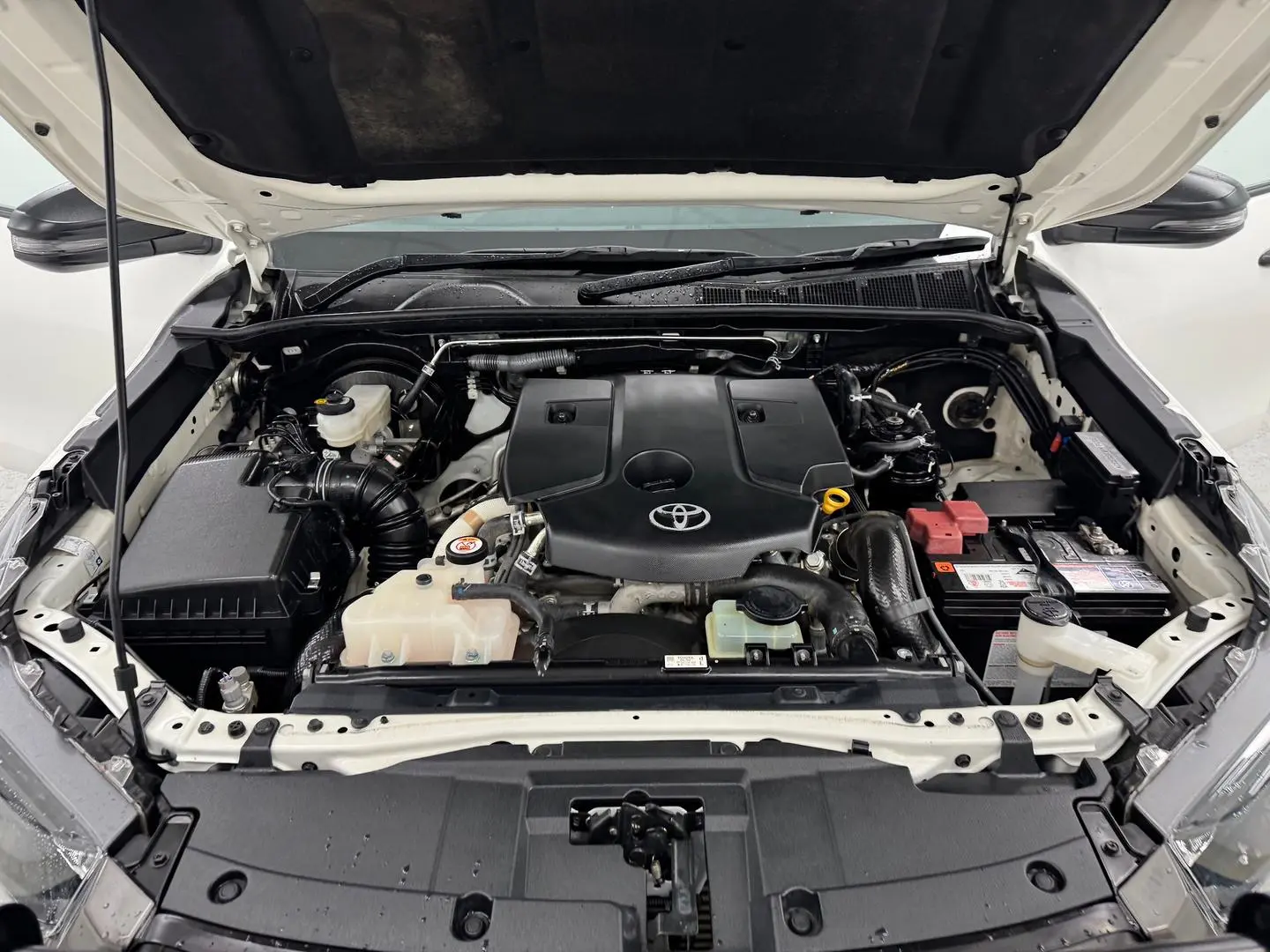 2021 Toyota Hilux Gallery Image 12