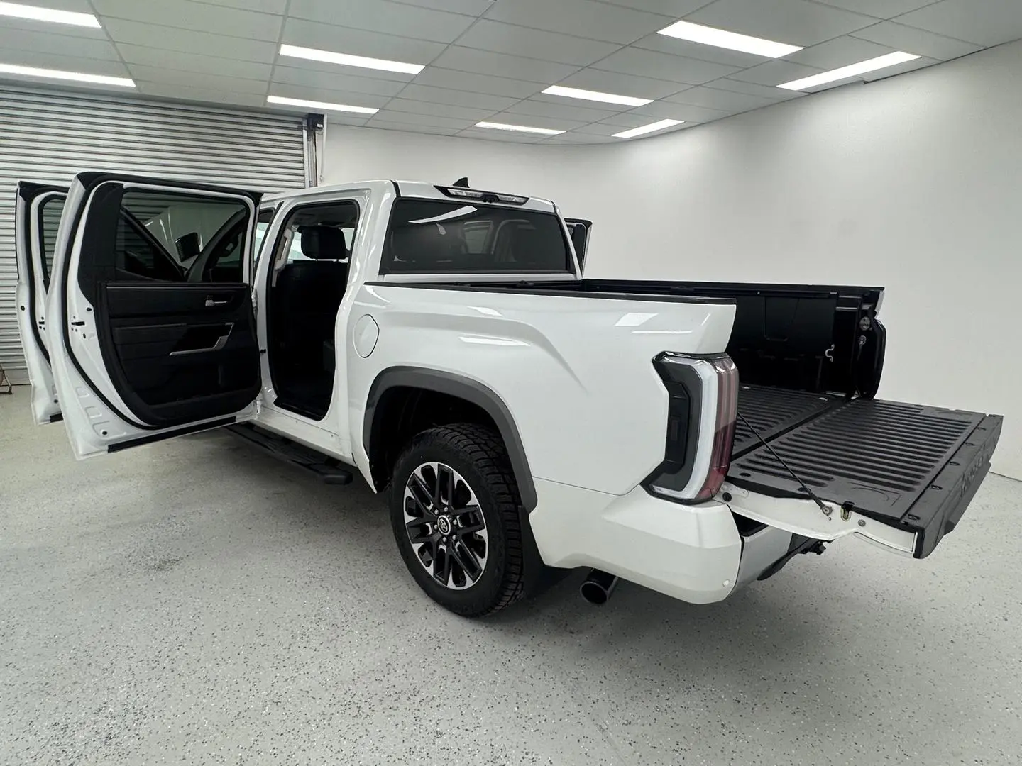 2023 Toyota Tundra Gallery Image 10