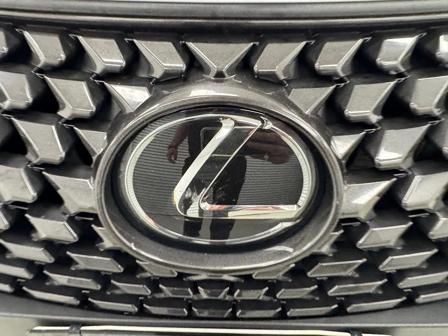 2023 Lexus UX Gallery Image 33