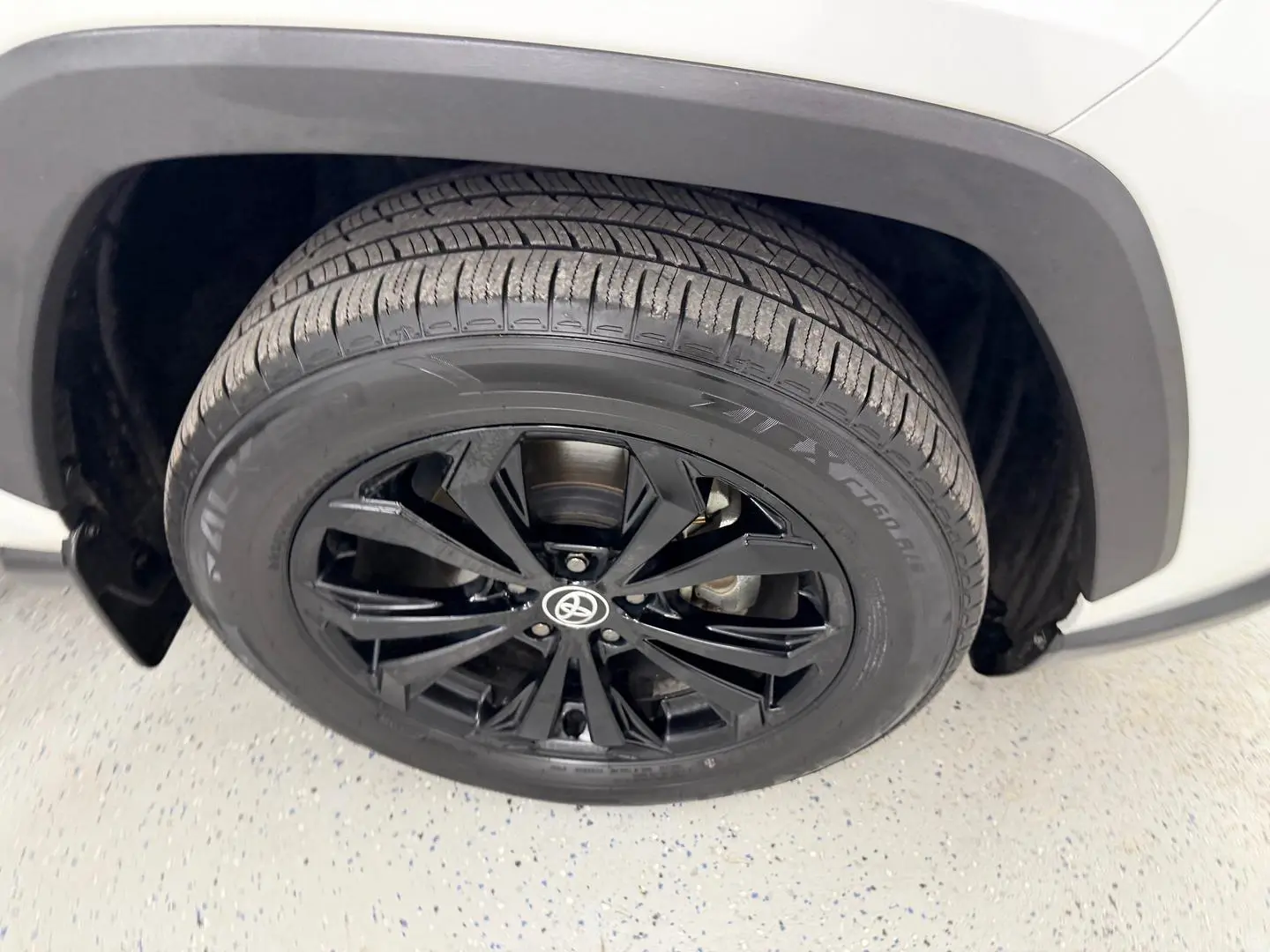 2023 Toyota RAV4 Gallery Image 16