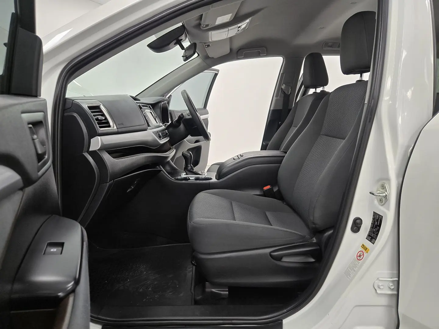 2019 Toyota Kluger Gallery Image 18