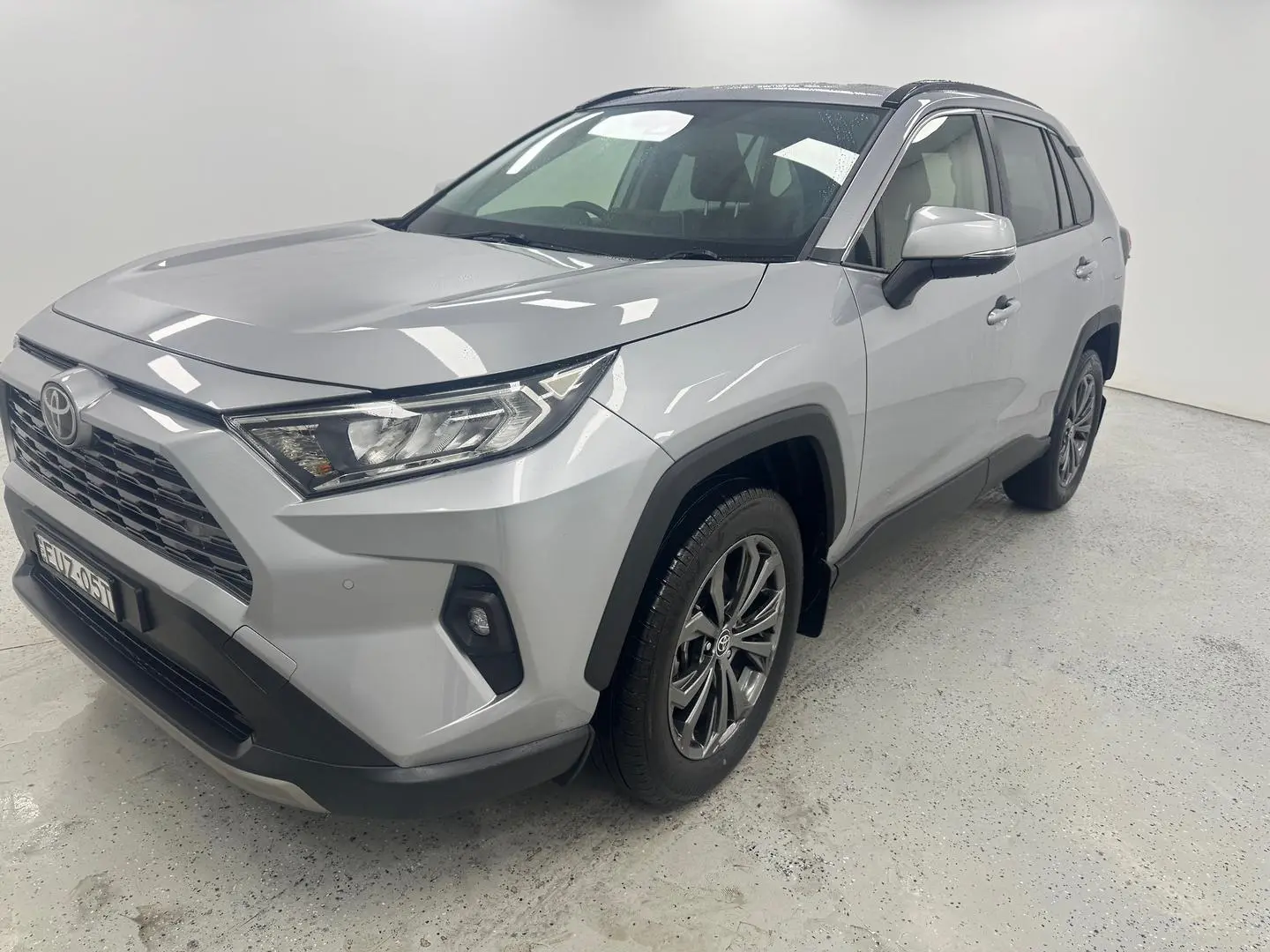 2022 Toyota RAV4 Gallery Image 6