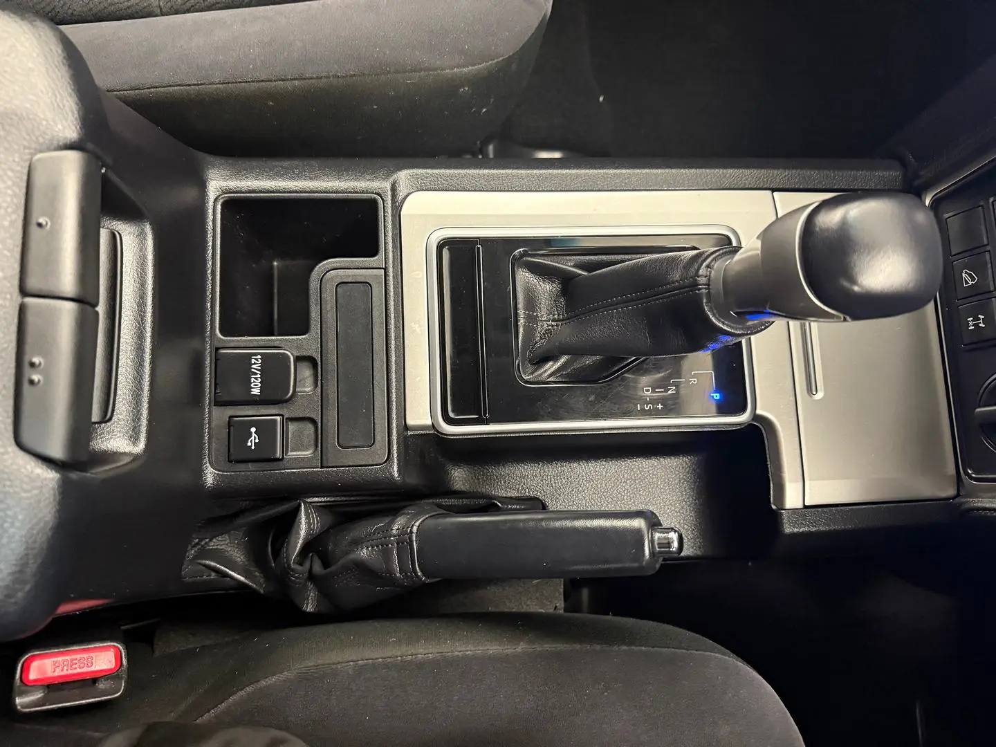 2021 Toyota Landcruiser Prado Gallery Image 35