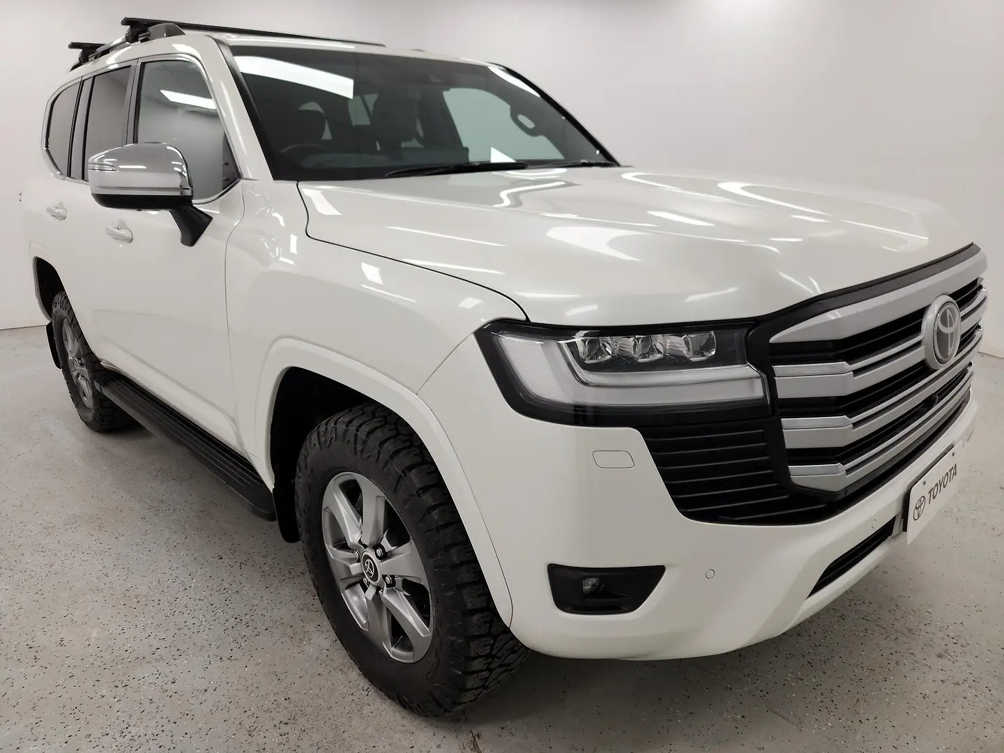 2022 Toyota Landcruiser Gallery Image 1