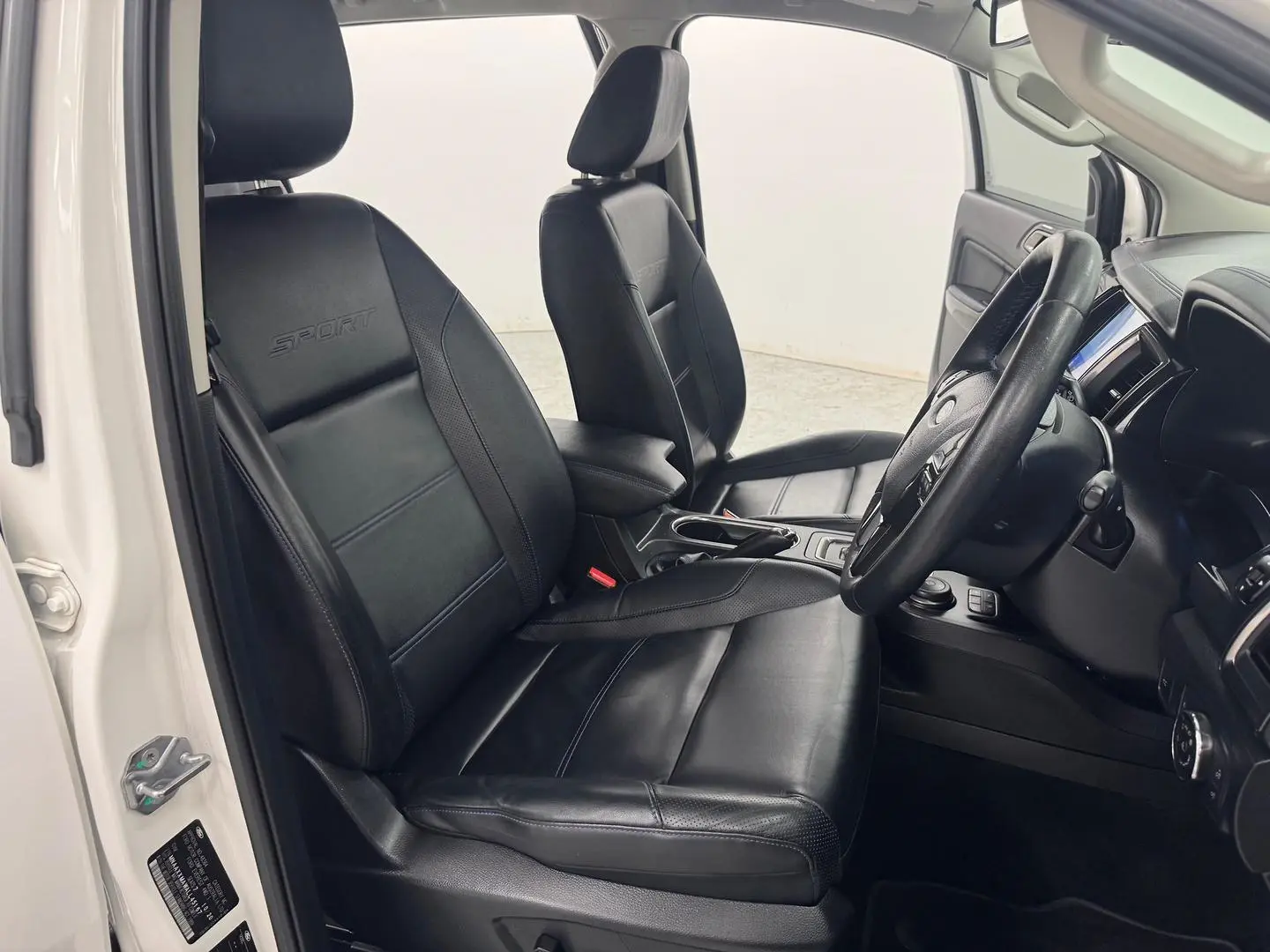 2020 Ford Everest Gallery Image 28