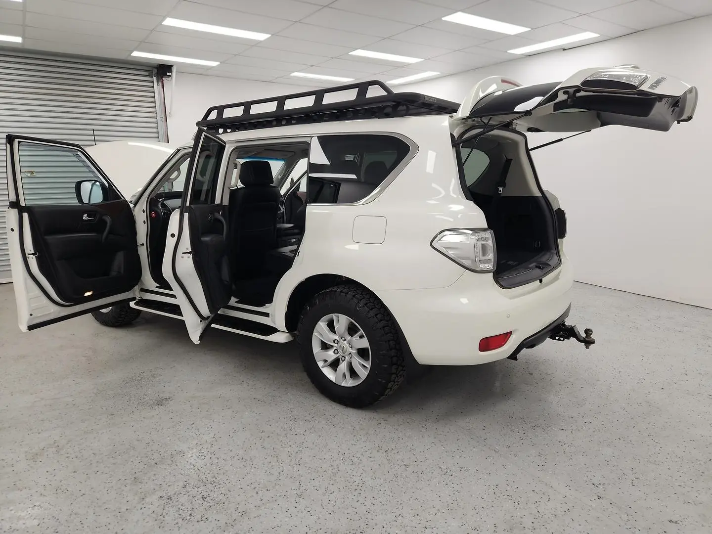 2016 Nissan Patrol Gallery Image 12