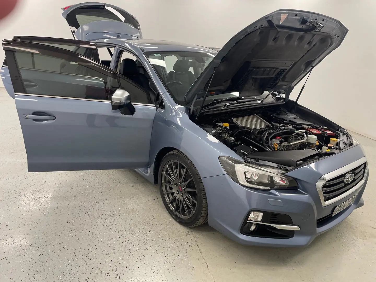 2017 Subaru Levorg Gallery Image 8