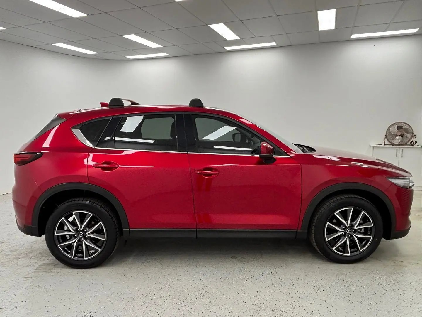 2017 Mazda CX-5 Gallery Image 2
