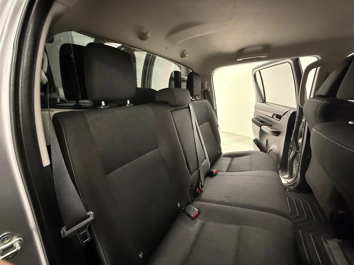 2022 Toyota Hilux Gallery Image 27