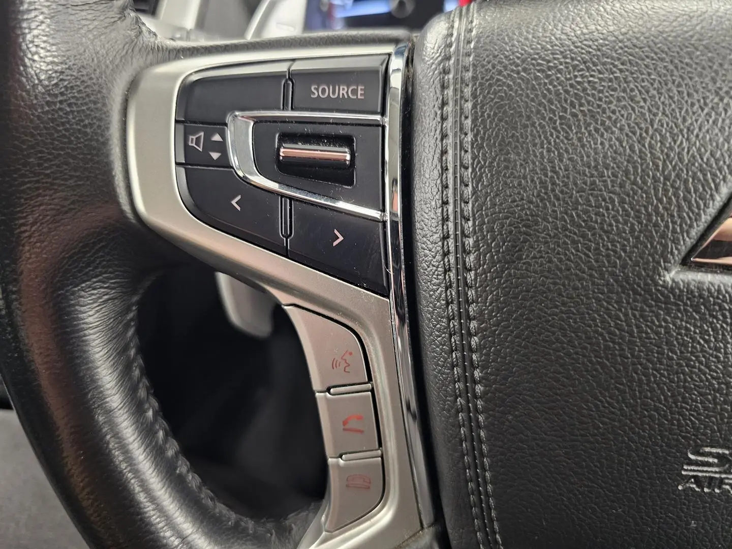 2023 Mitsubishi Triton Gallery Image 33