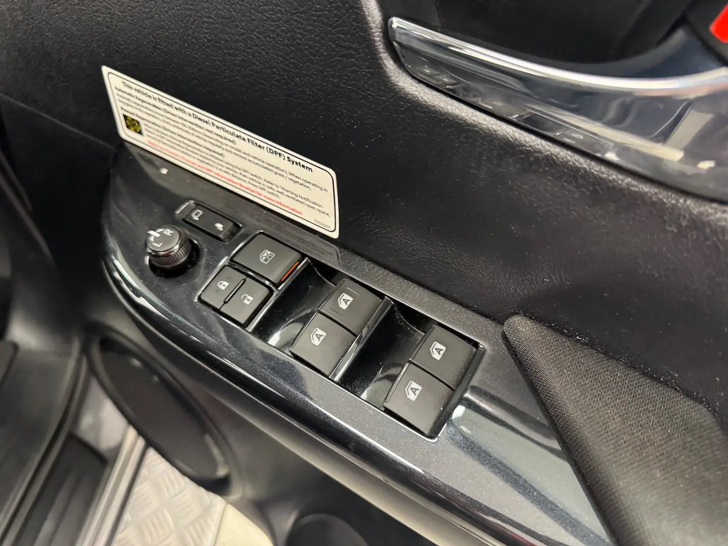 2022 Toyota Hilux Gallery Image 17