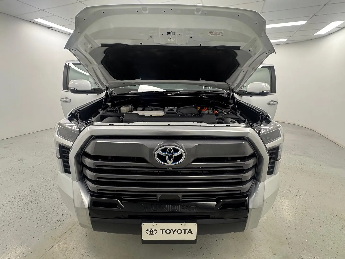 2023 Toyota Tundra Gallery Image 13