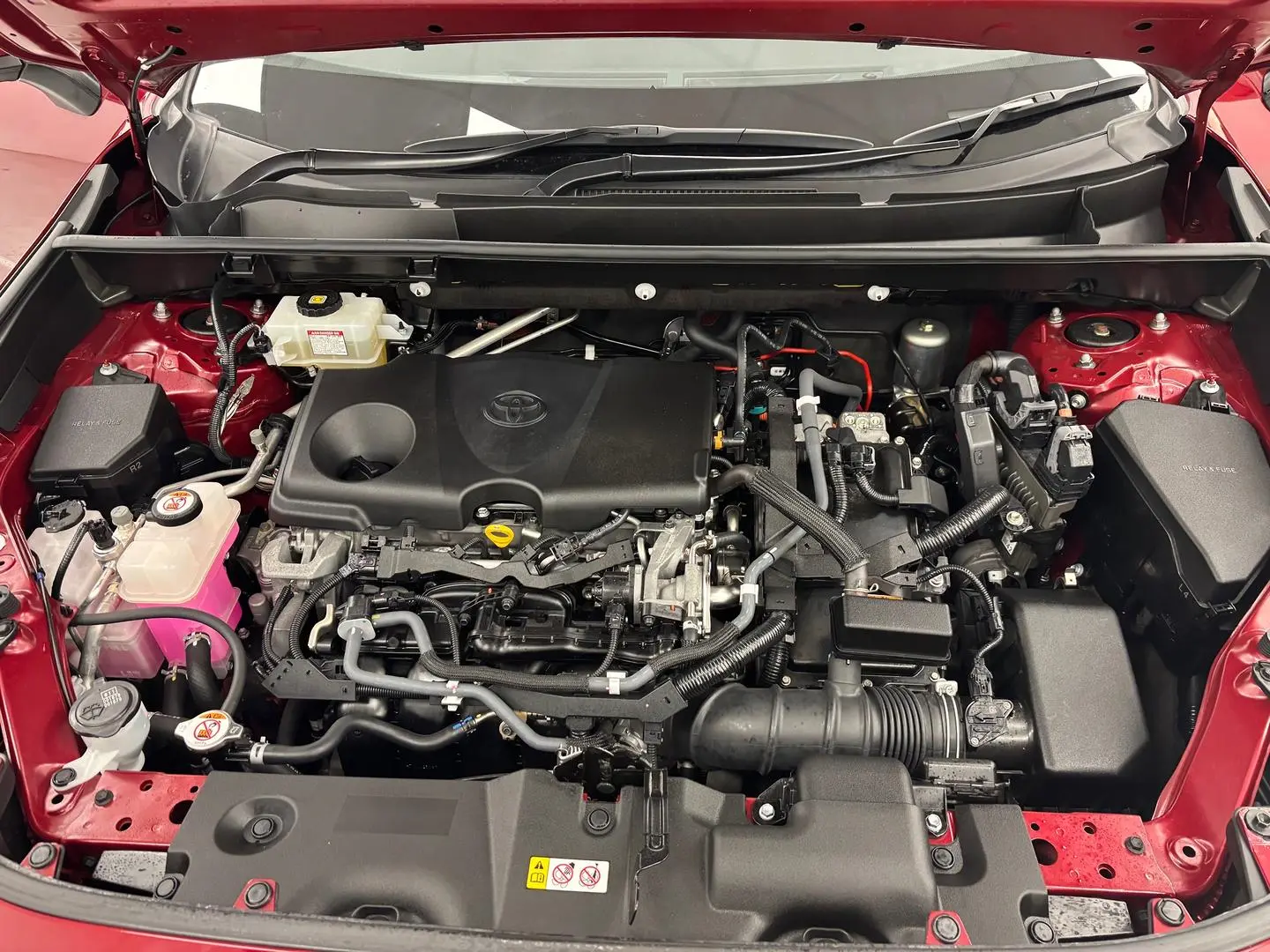 2020 Toyota RAV4 Gallery Image 15