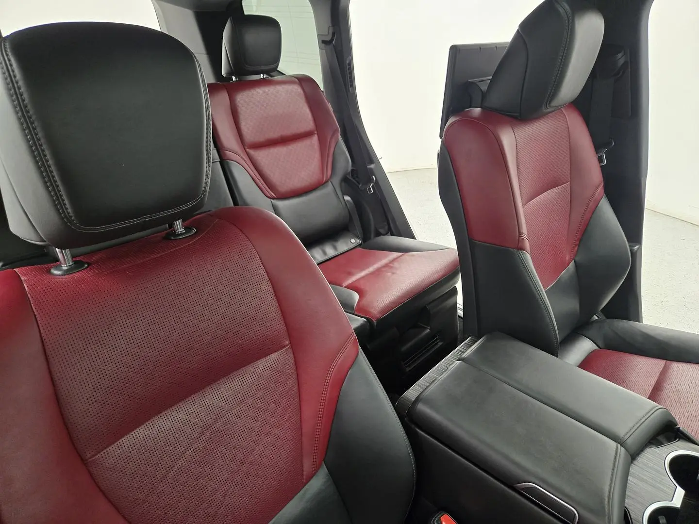 2021 Toyota Landcruiser Gallery Image 24