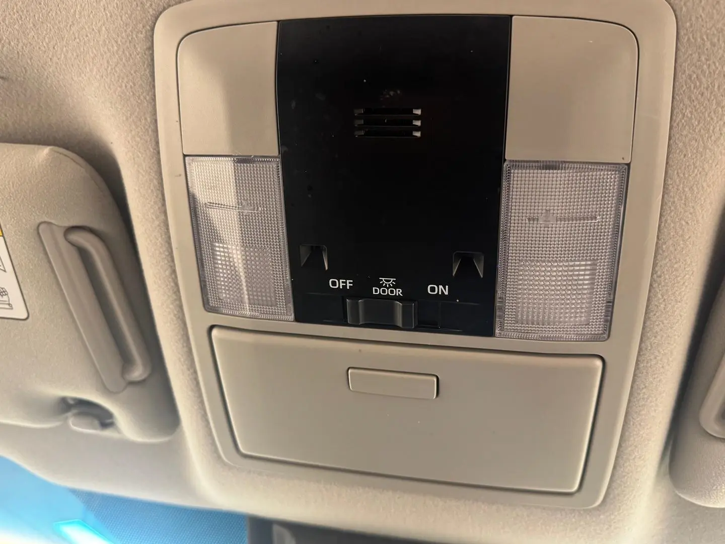 2022 Toyota Landcruiser Prado Gallery Image 25