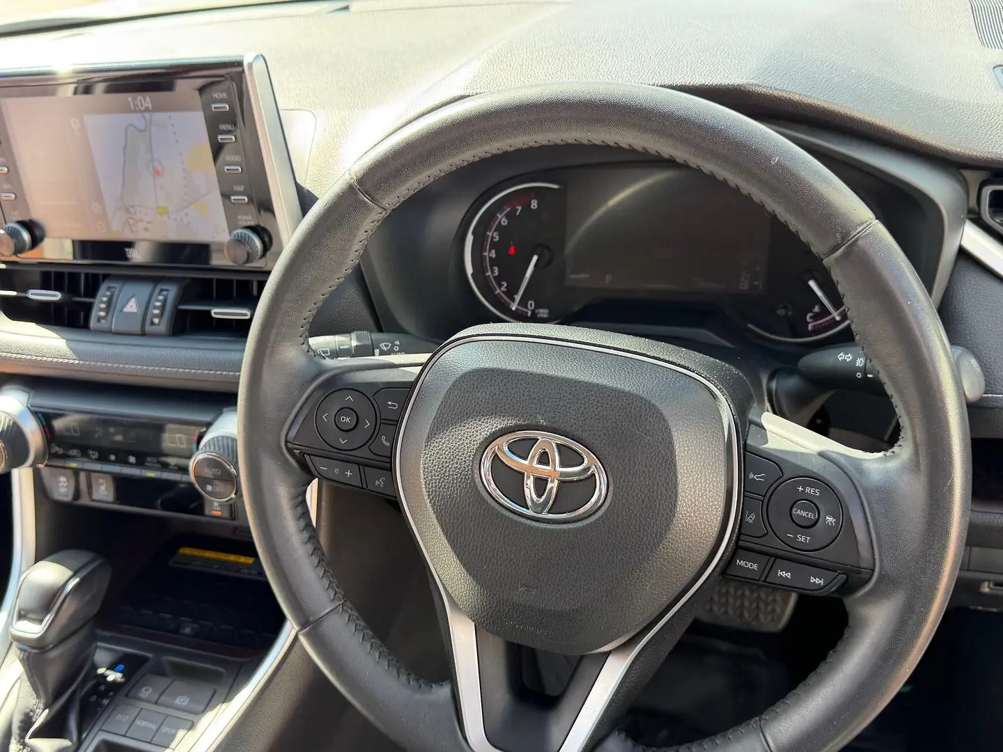 2020 Toyota RAV4 Gallery Image 18