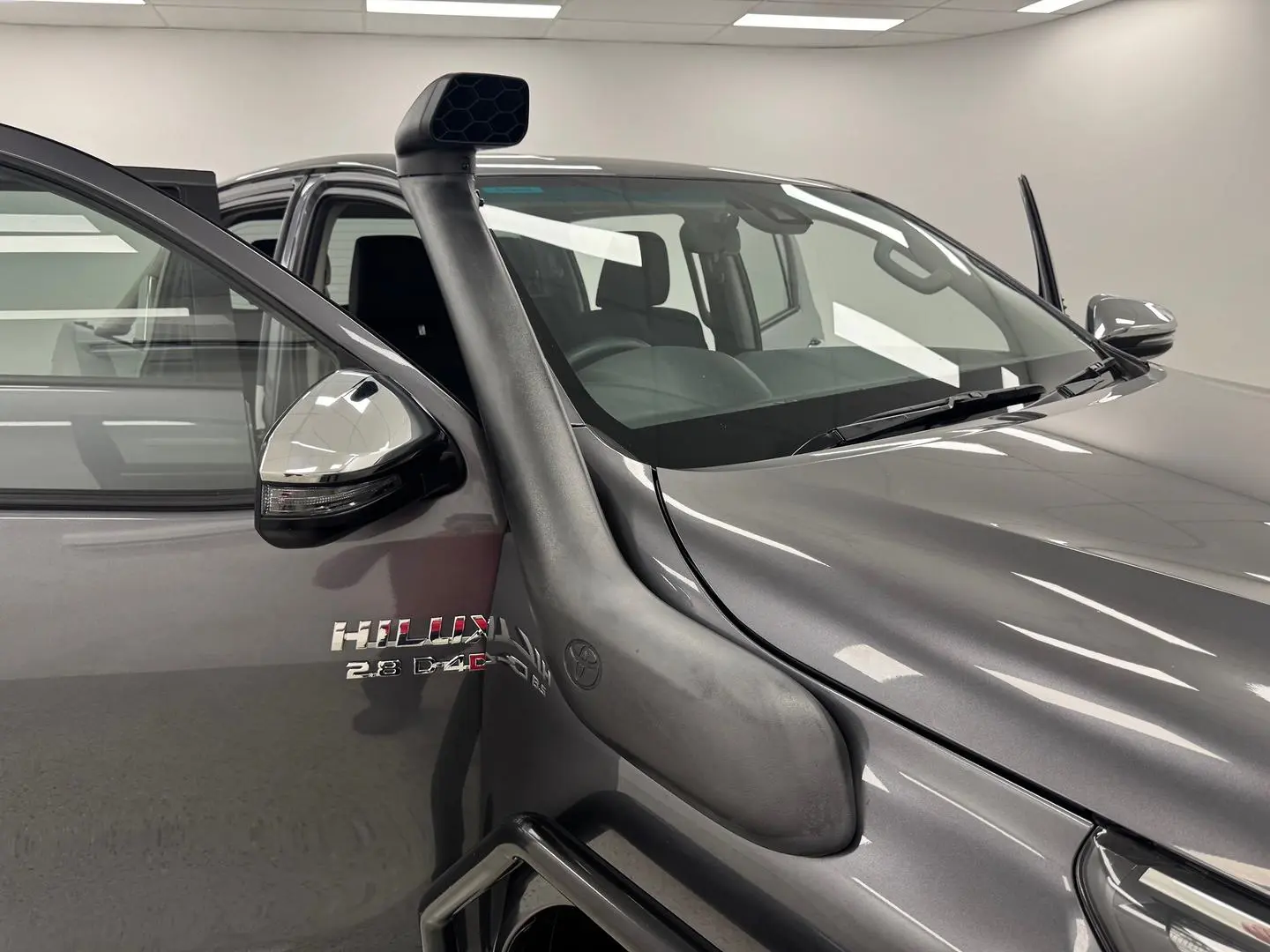 2022 Toyota Hilux Gallery Image 16