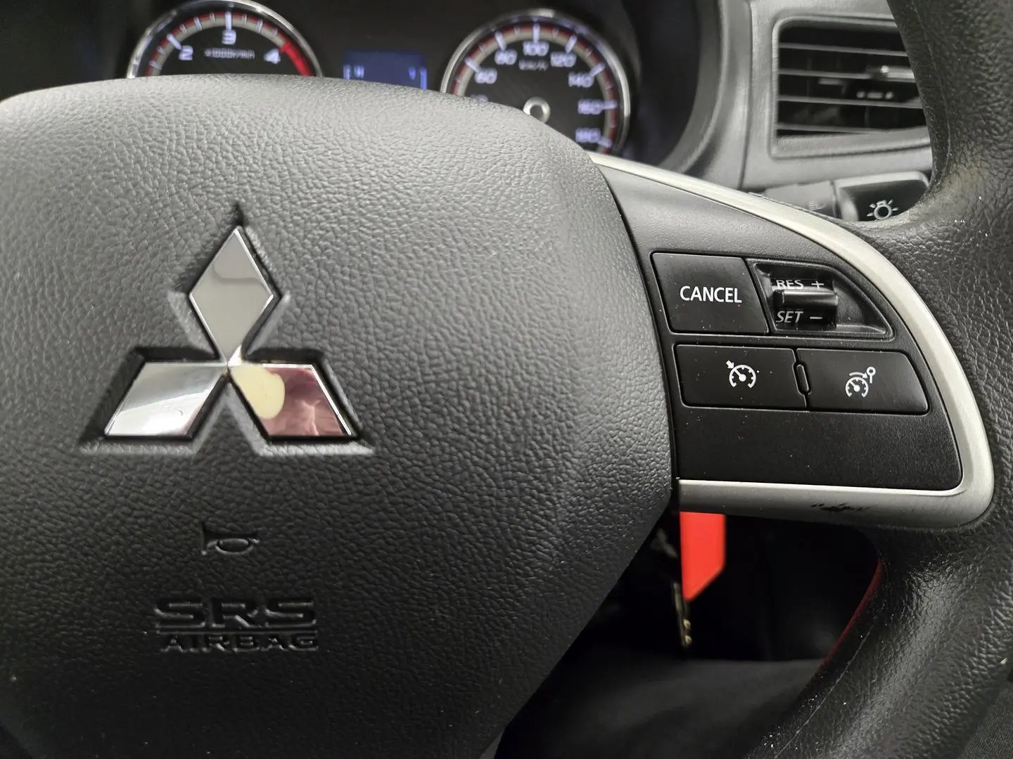 2021 Mitsubishi Triton Gallery Image 23
