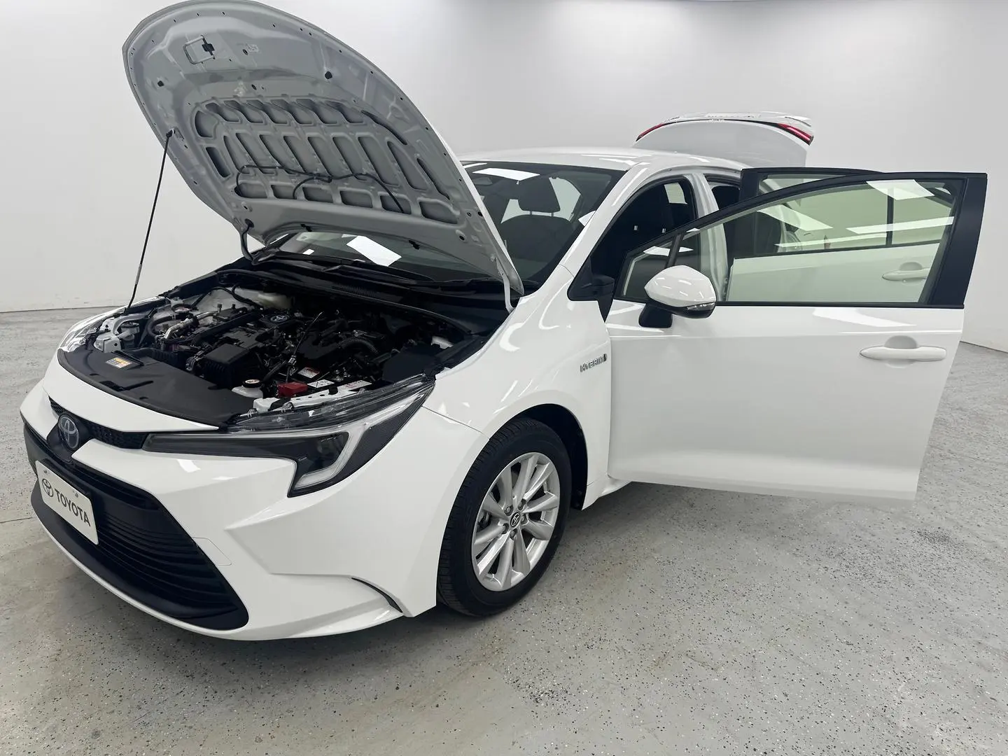 2023 Toyota Corolla Gallery Image 12