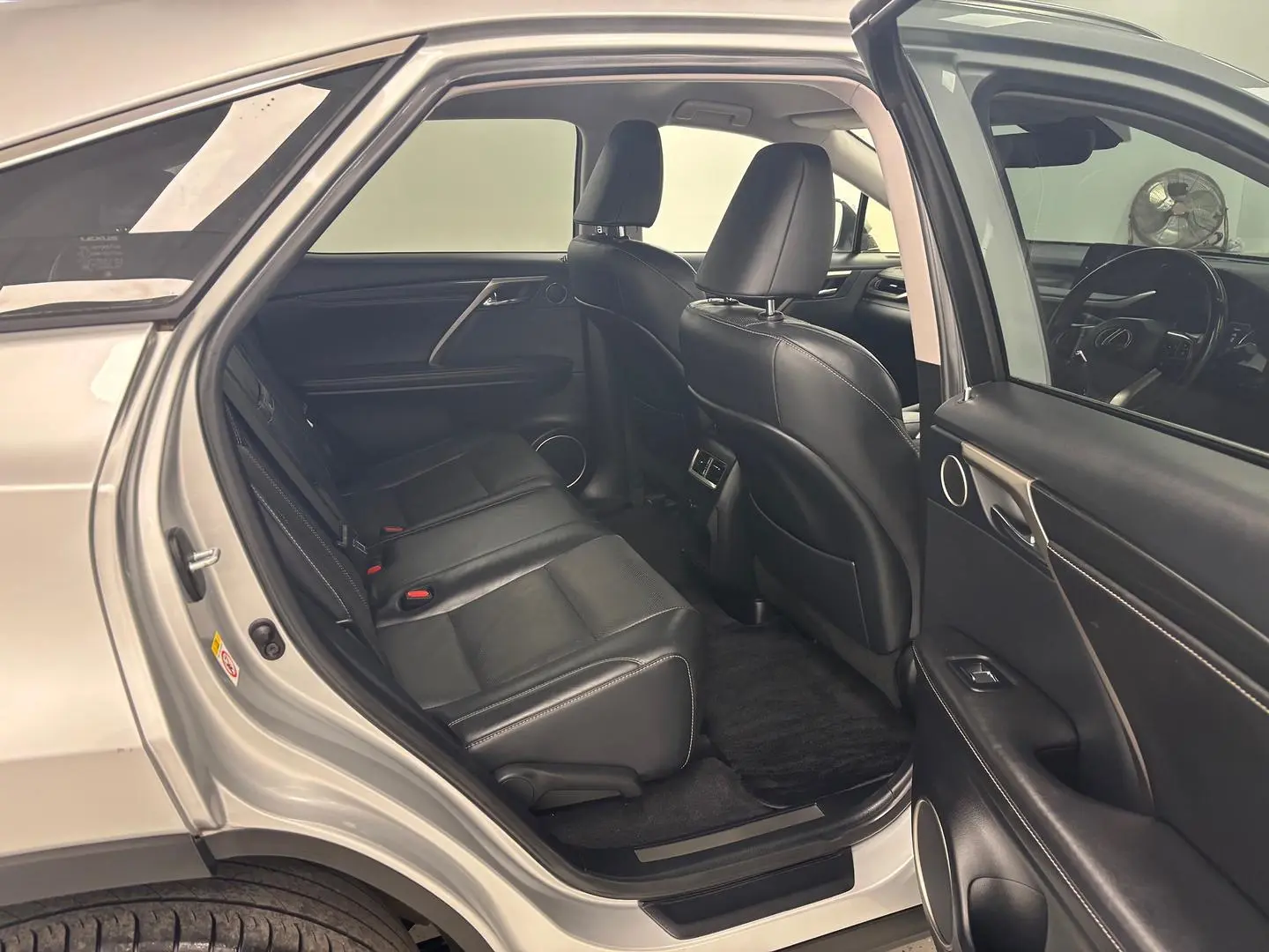 2017 Lexus RX Gallery Image 19