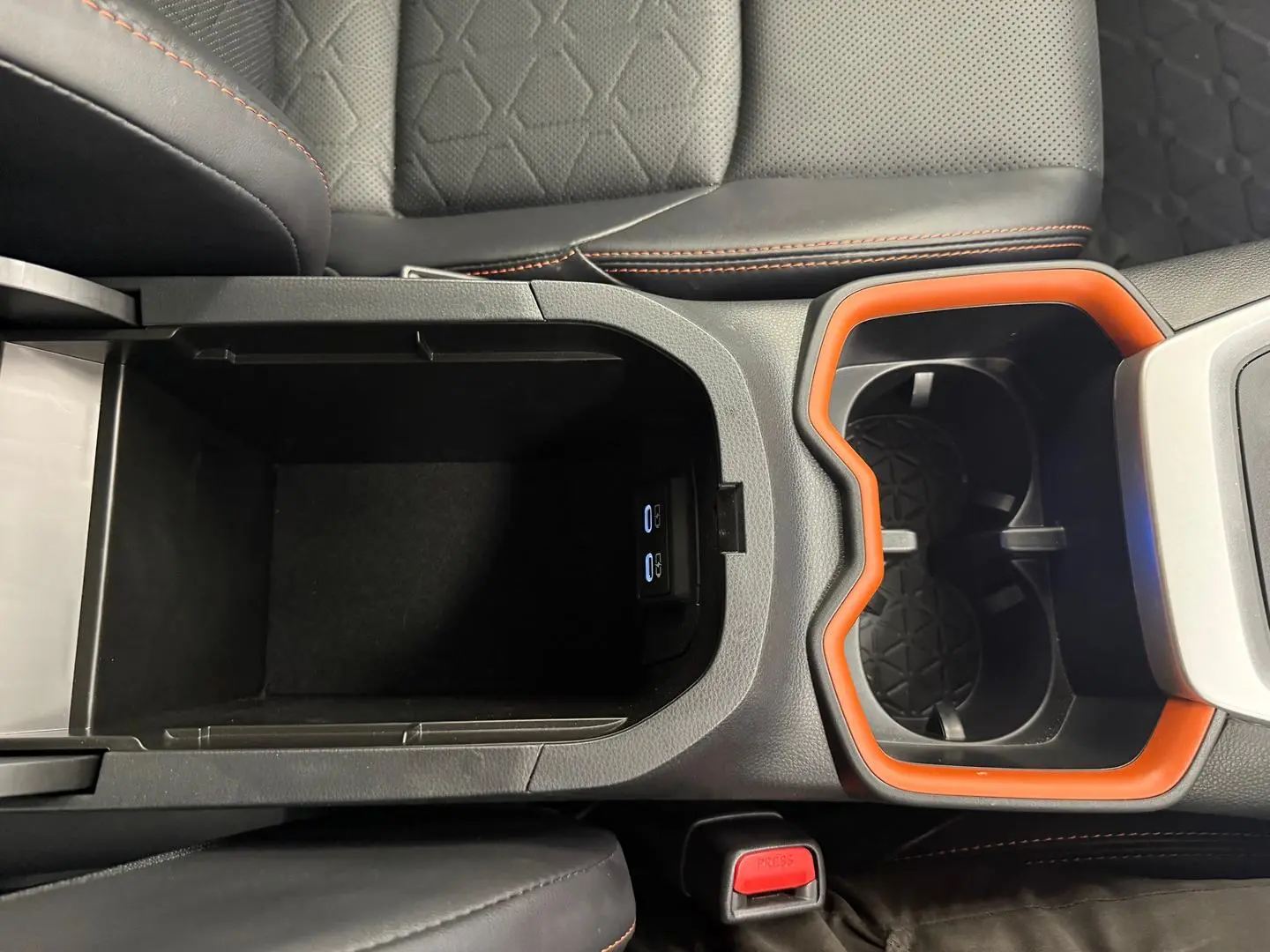 2023 Toyota RAV4 Gallery Image 30