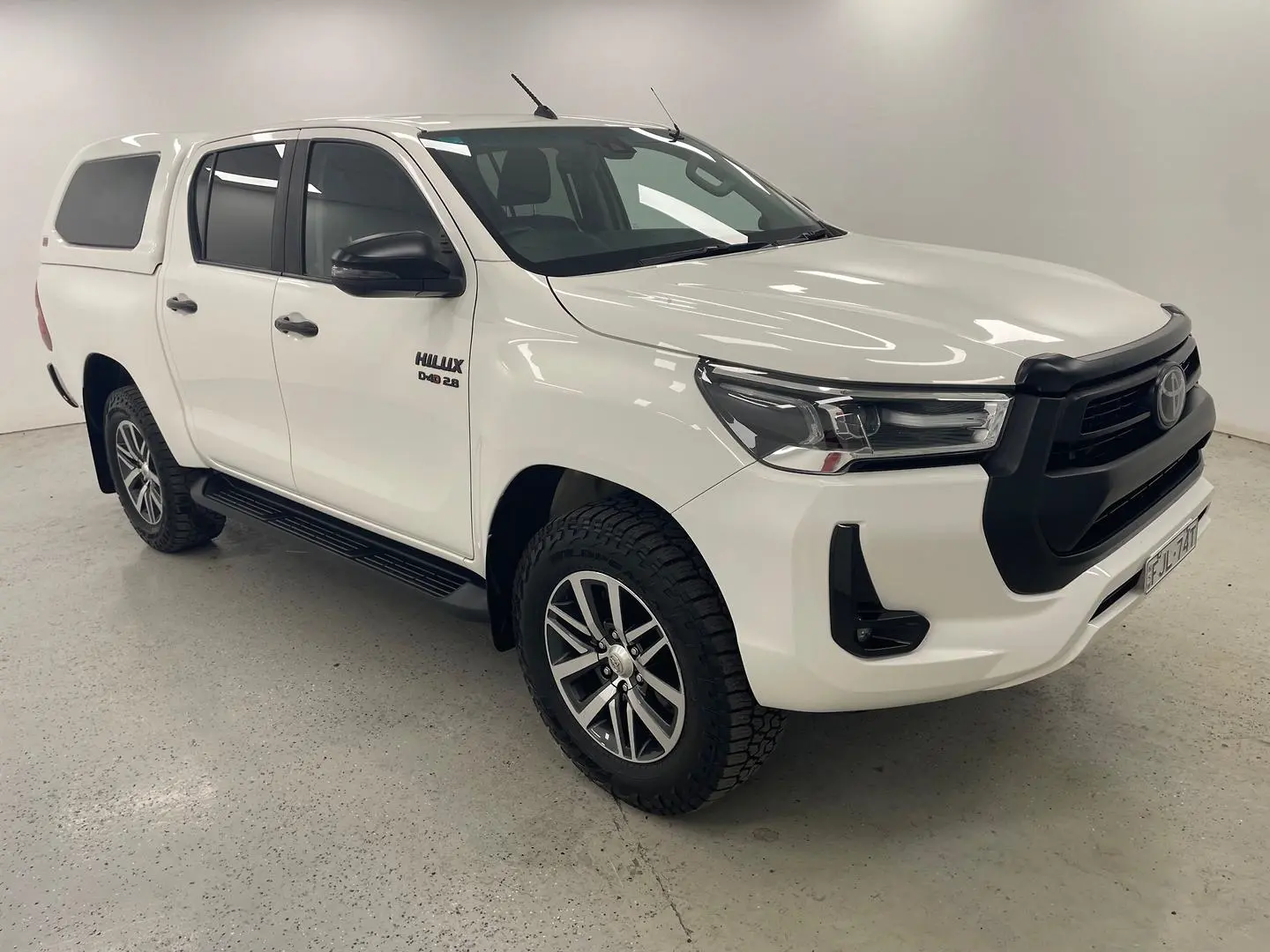 2021 Toyota Hilux Gallery Image 1