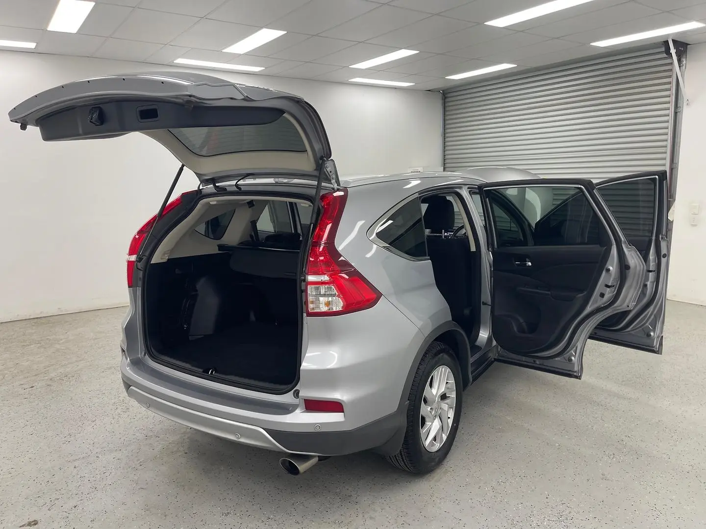 2016 Honda CR-V Gallery Image 10