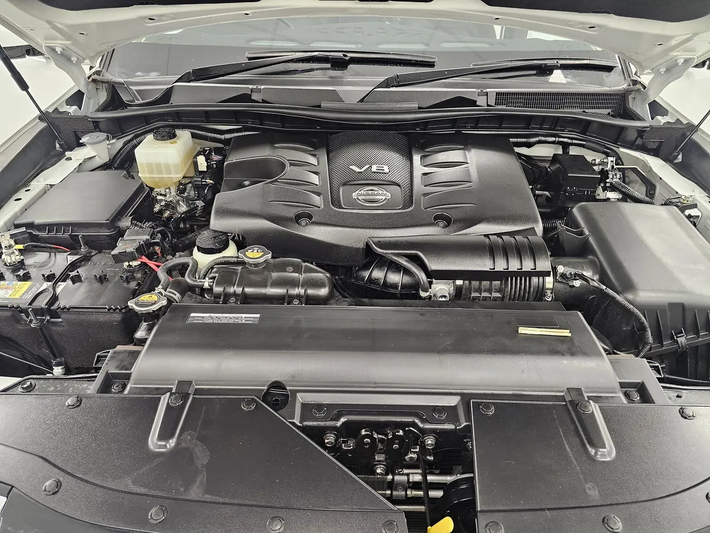 2024 Nissan Patrol Gallery Image 28