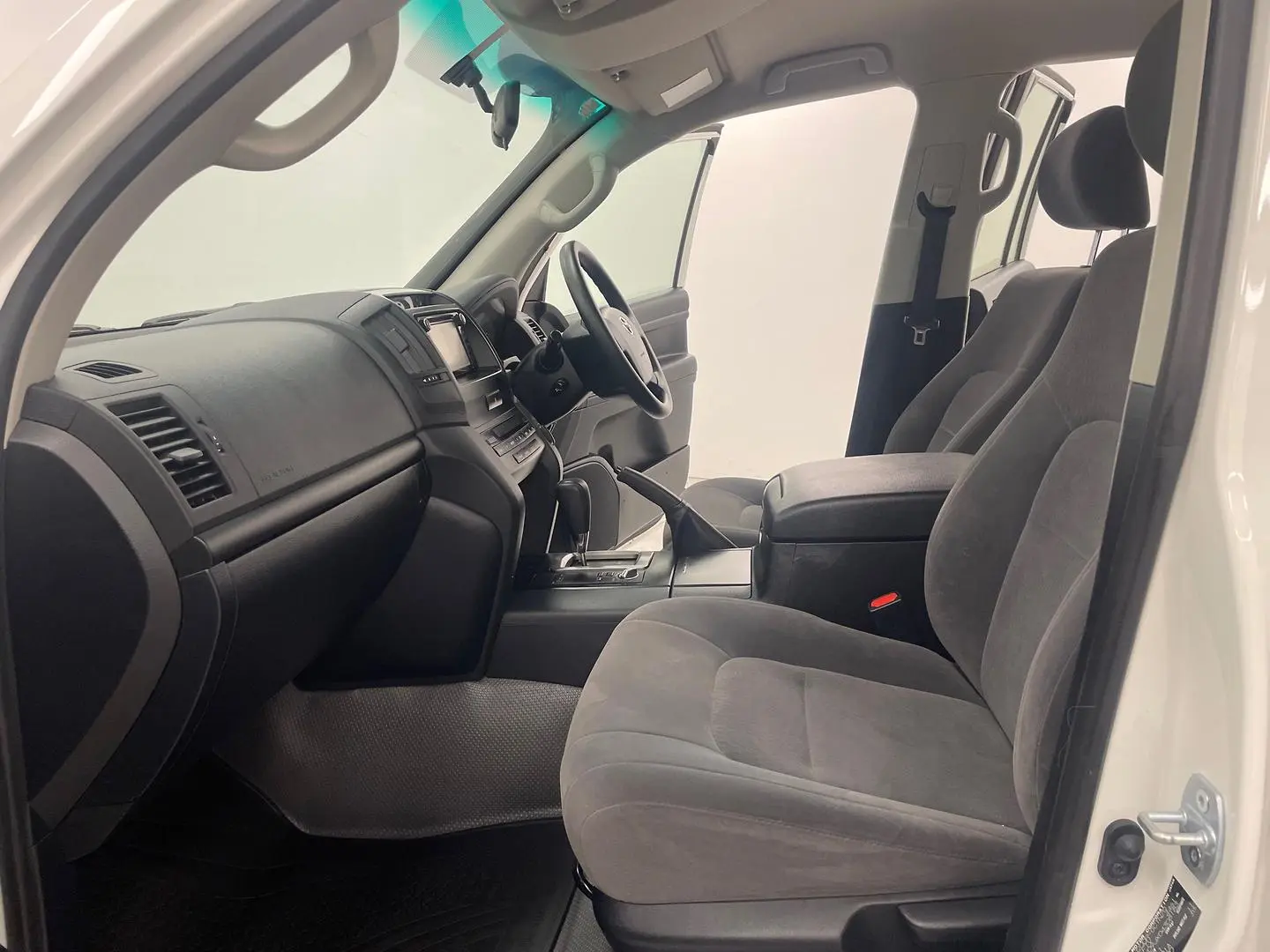 2020 Toyota Landcruiser Gallery Image 18