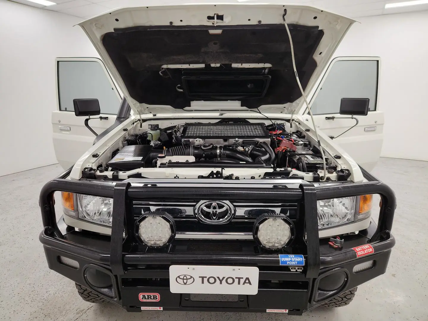 2022 Toyota Landcruiser Gallery Image 15