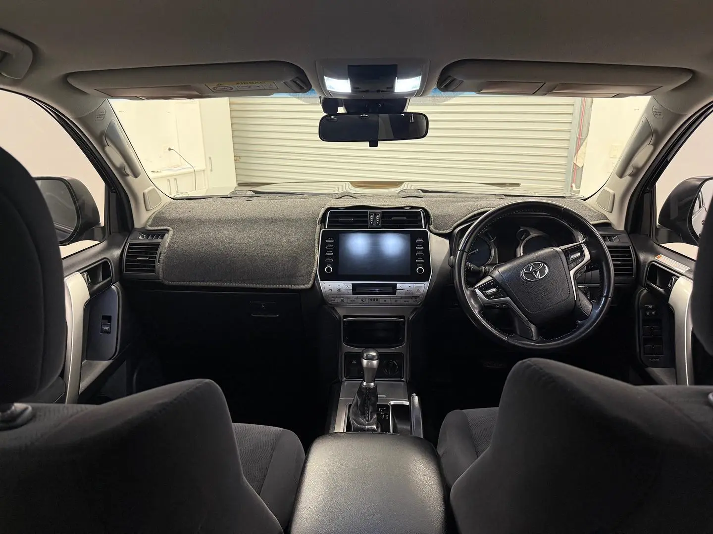 2022 Toyota Landcruiser Prado Gallery Image 23