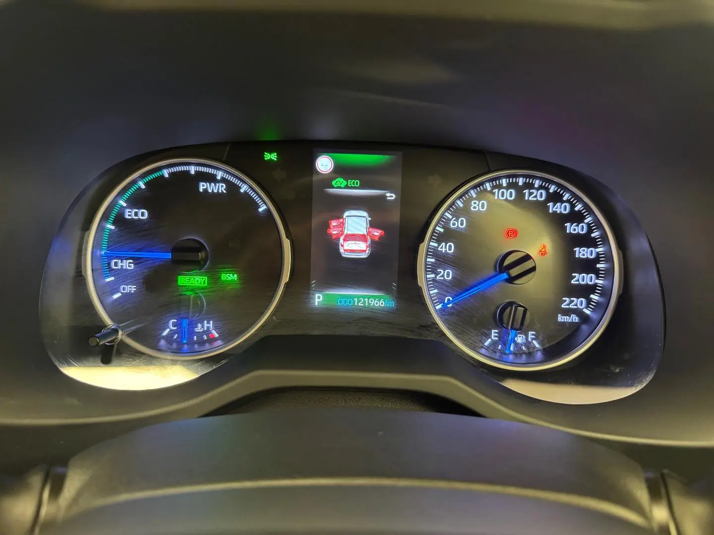 2020 Toyota RAV4 Gallery Image 17