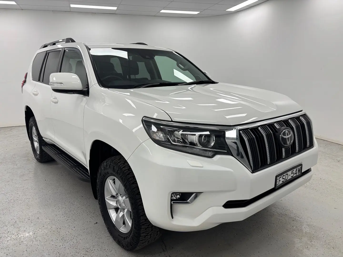 2023 Toyota Landcruiser Prado Gallery Image 1