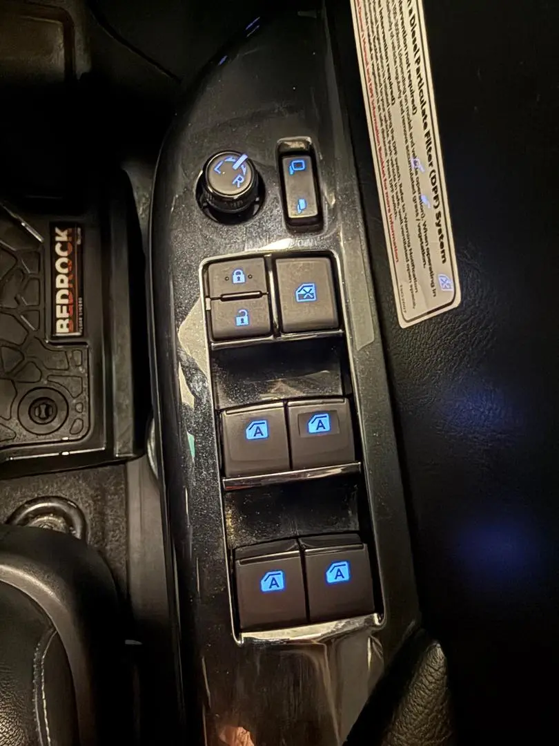 2022 Toyota Hilux Gallery Image 32