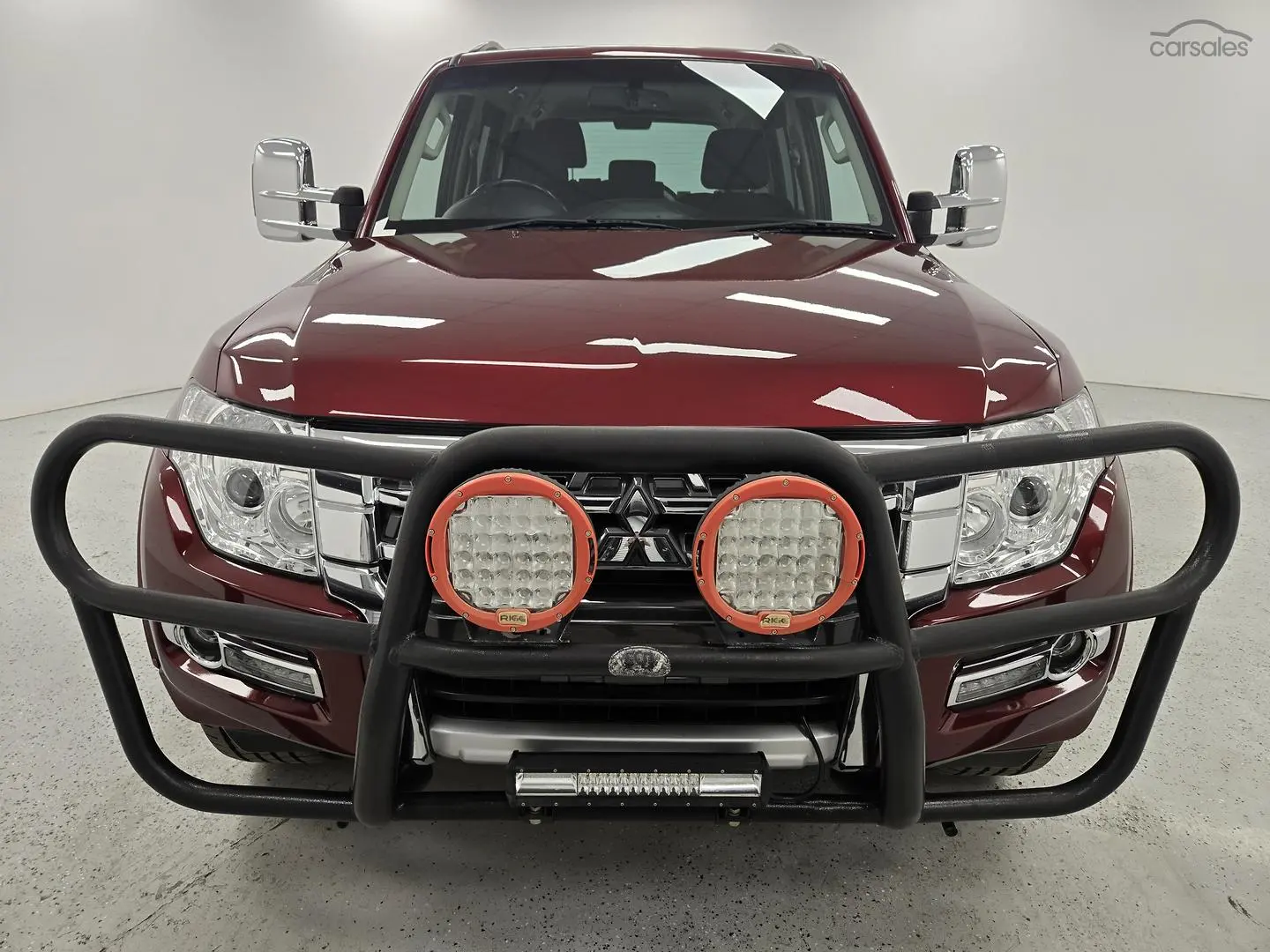 2016 Mitsubishi Pajero Image 31