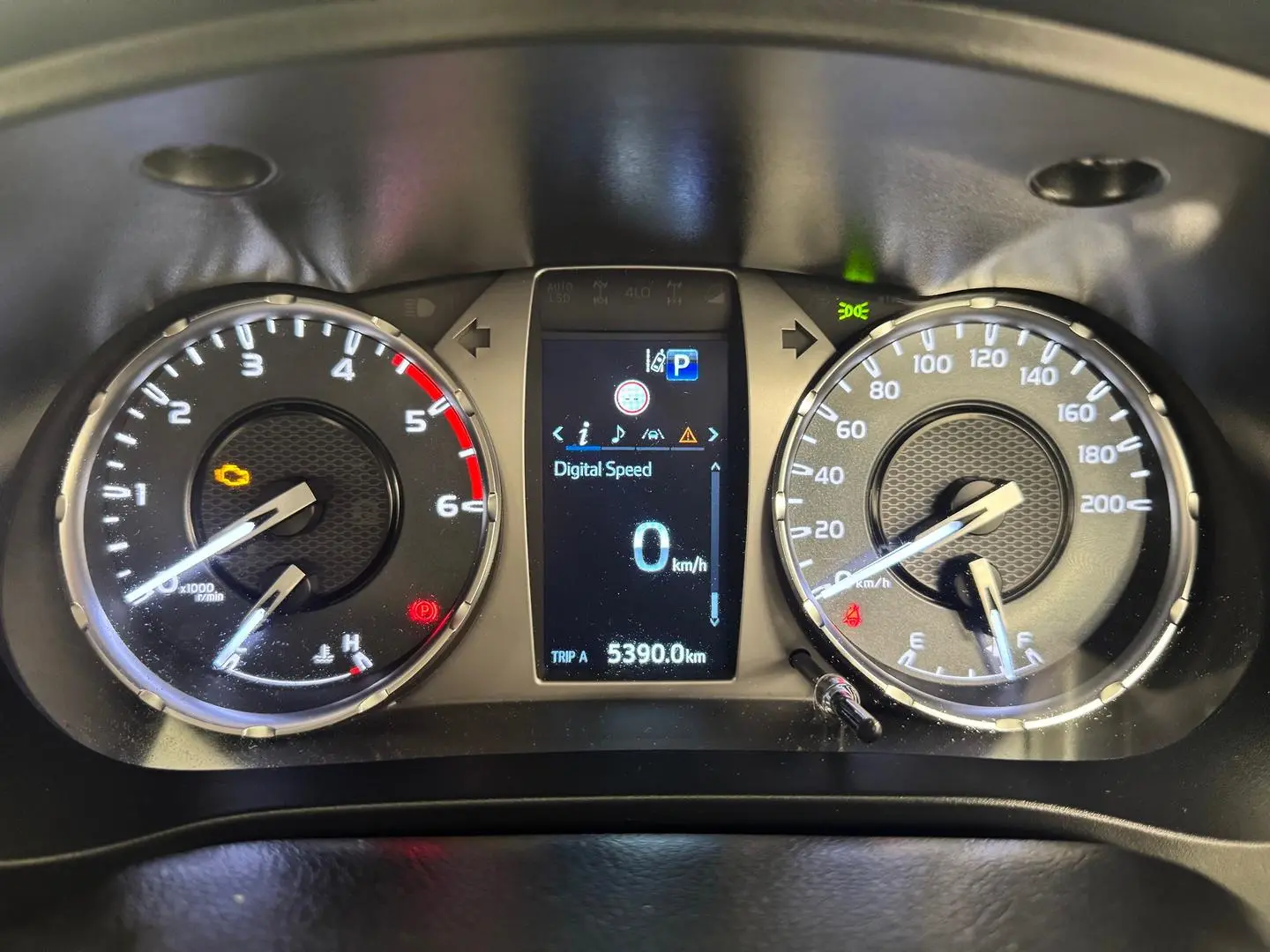 2023 Toyota Hilux Gallery Image 21