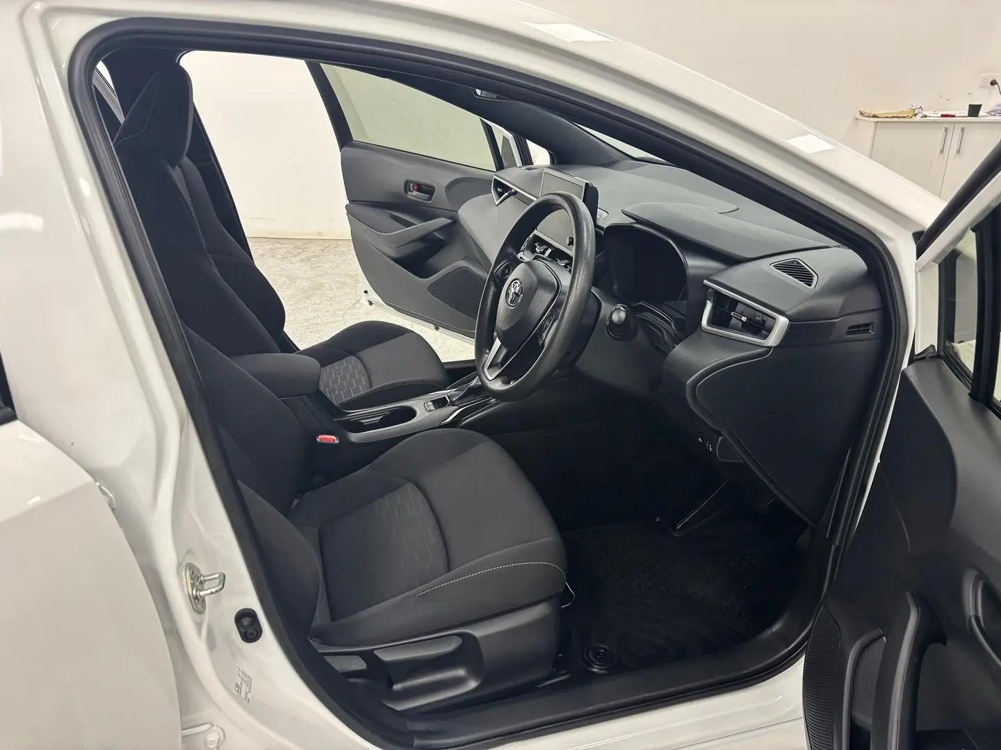 2023 Toyota Corolla Gallery Image 23