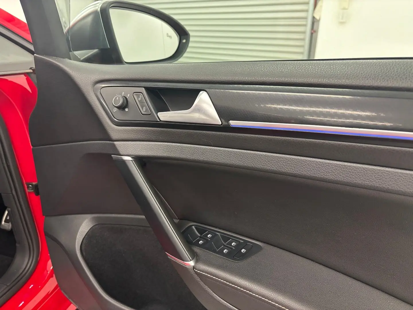 2020 Volkswagen Golf Gallery Image 24