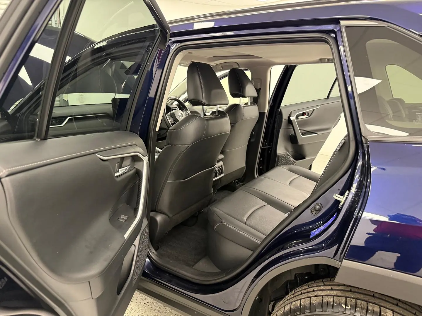 2023 Toyota RAV4 Gallery Image 12