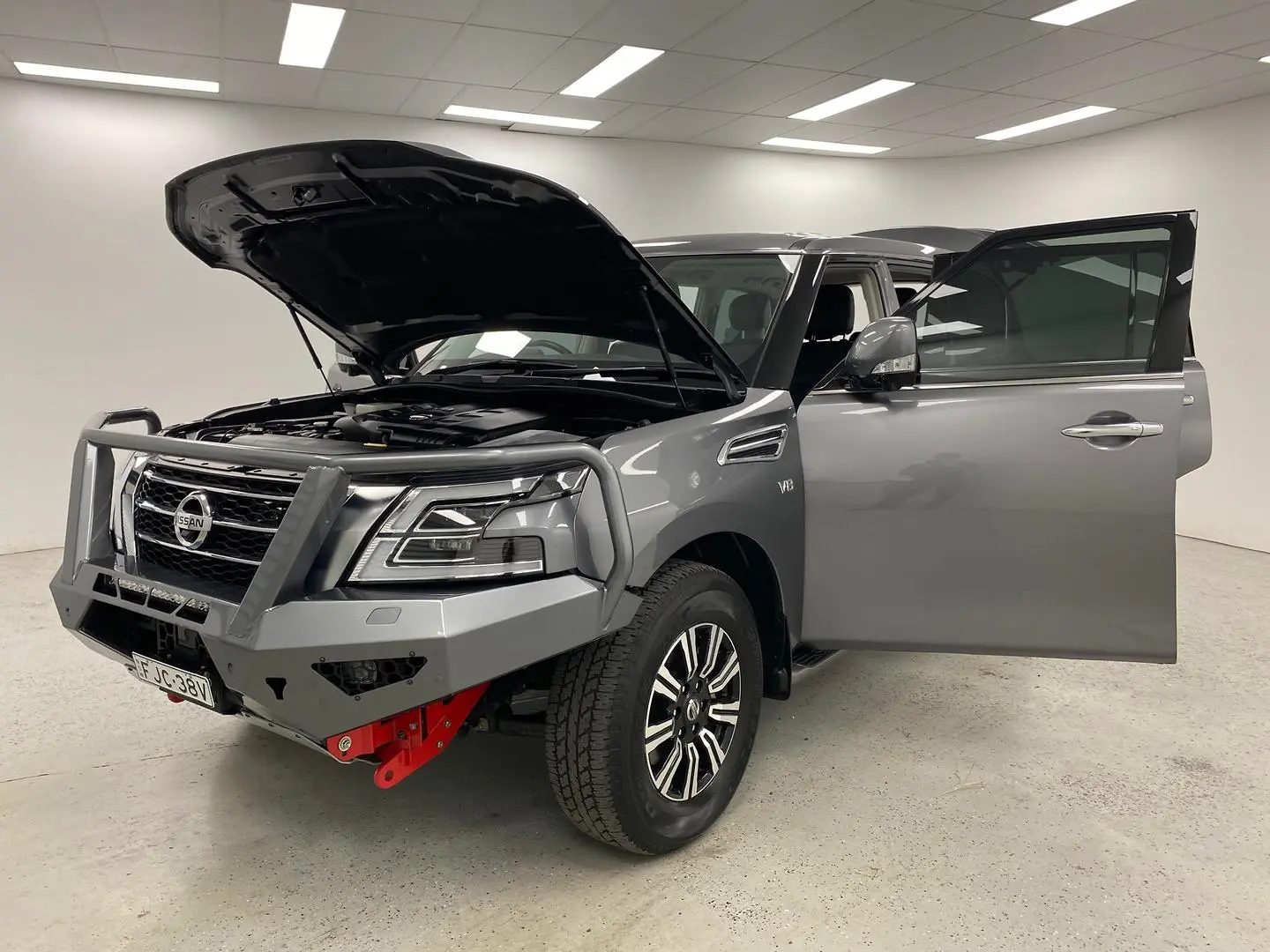 2021 Nissan Patrol Gallery Image 15