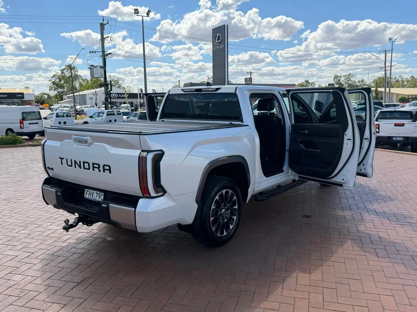 2024 Toyota Tundra Gallery Image 9
