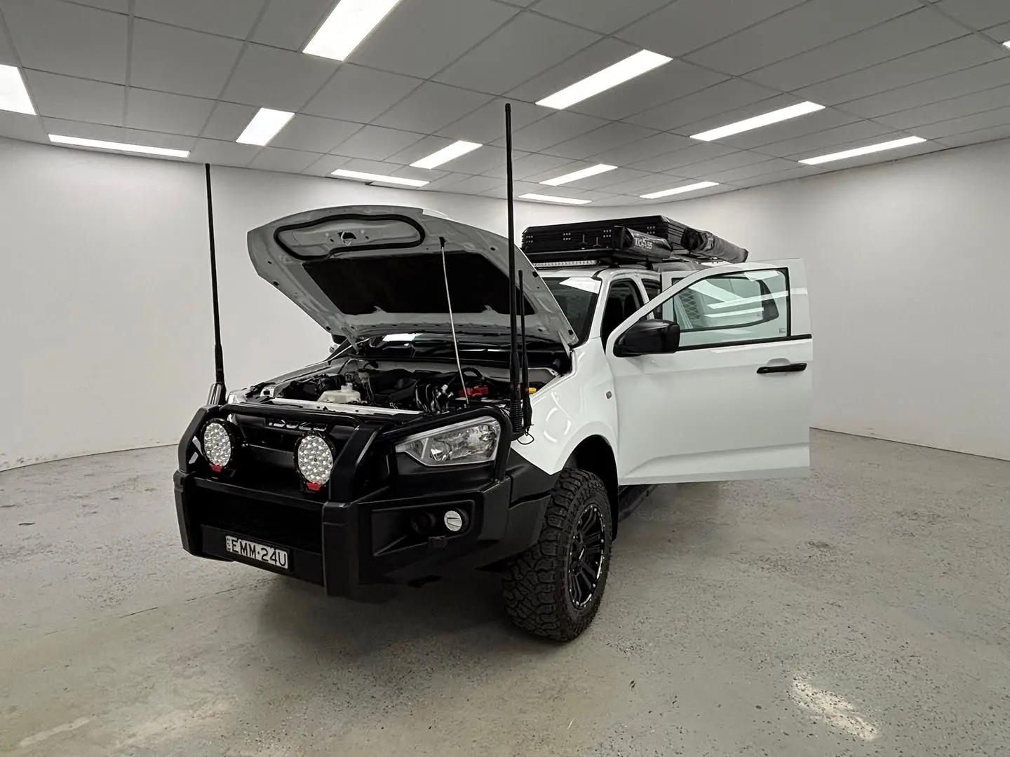 2021 Isuzu D-Max Gallery Image 15