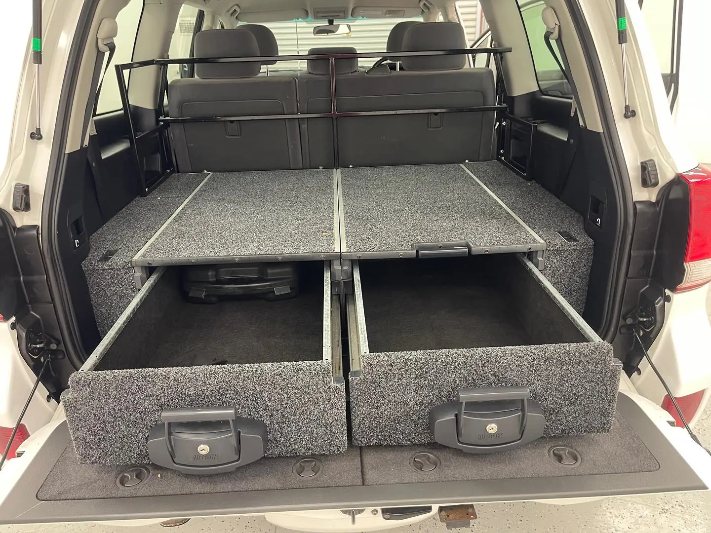 2010 Toyota Landcruiser Gallery Image 19