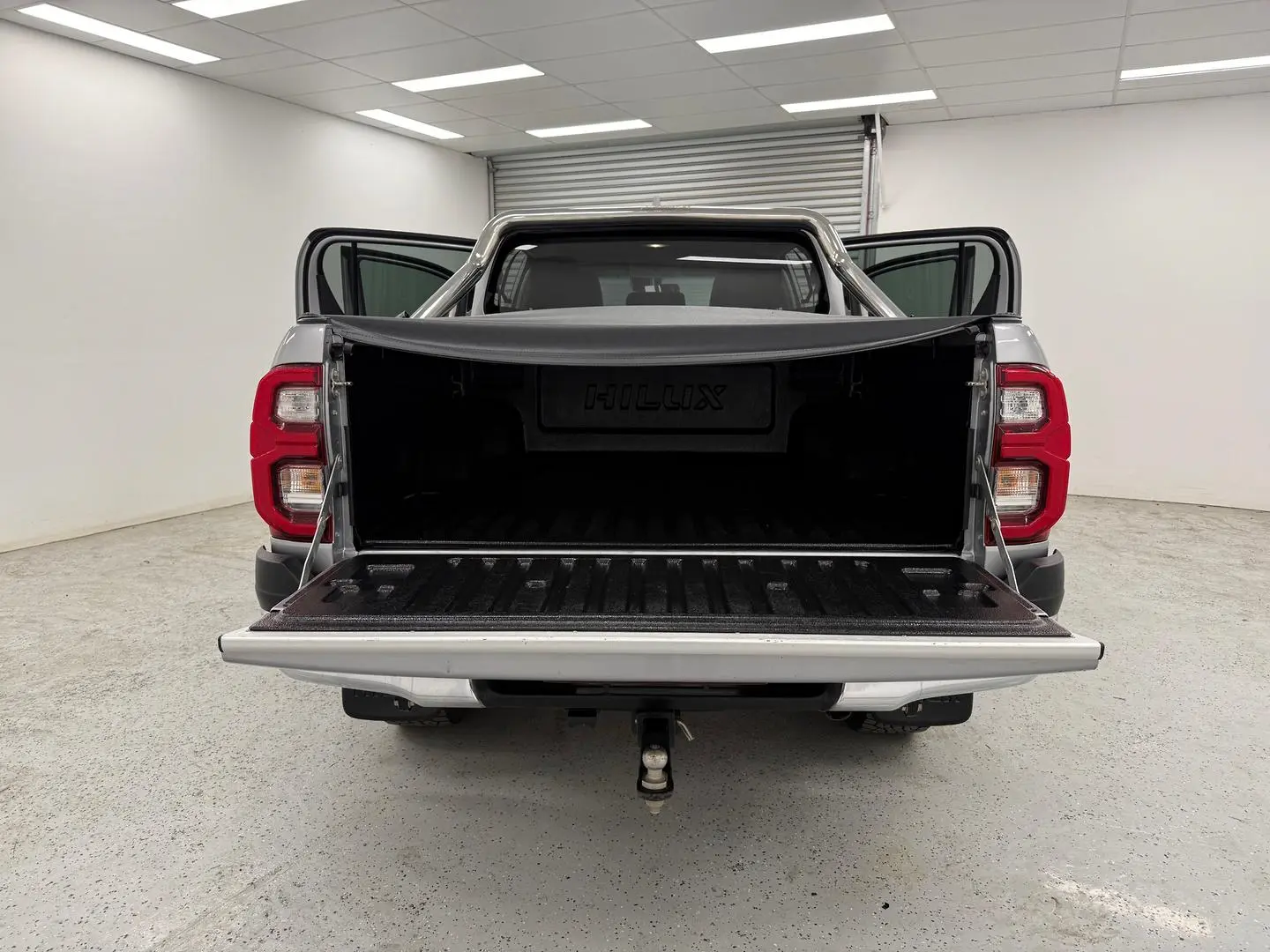 2023 Toyota Hilux Gallery Image 15