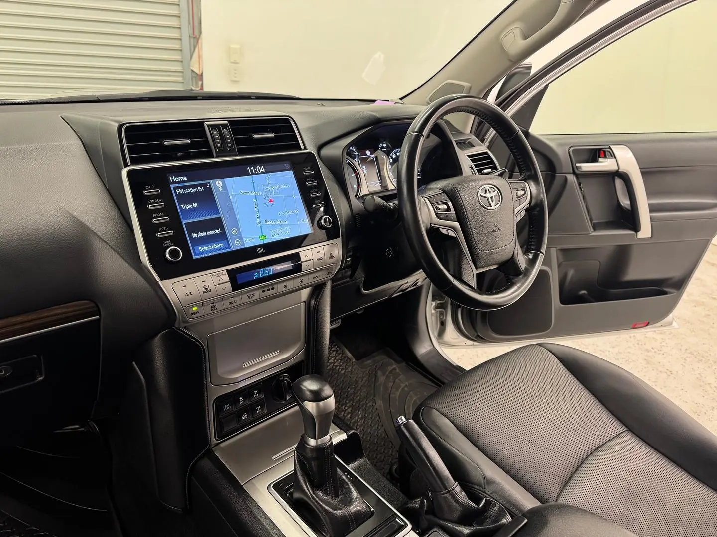 2021 Toyota Landcruiser Prado Gallery Image 32