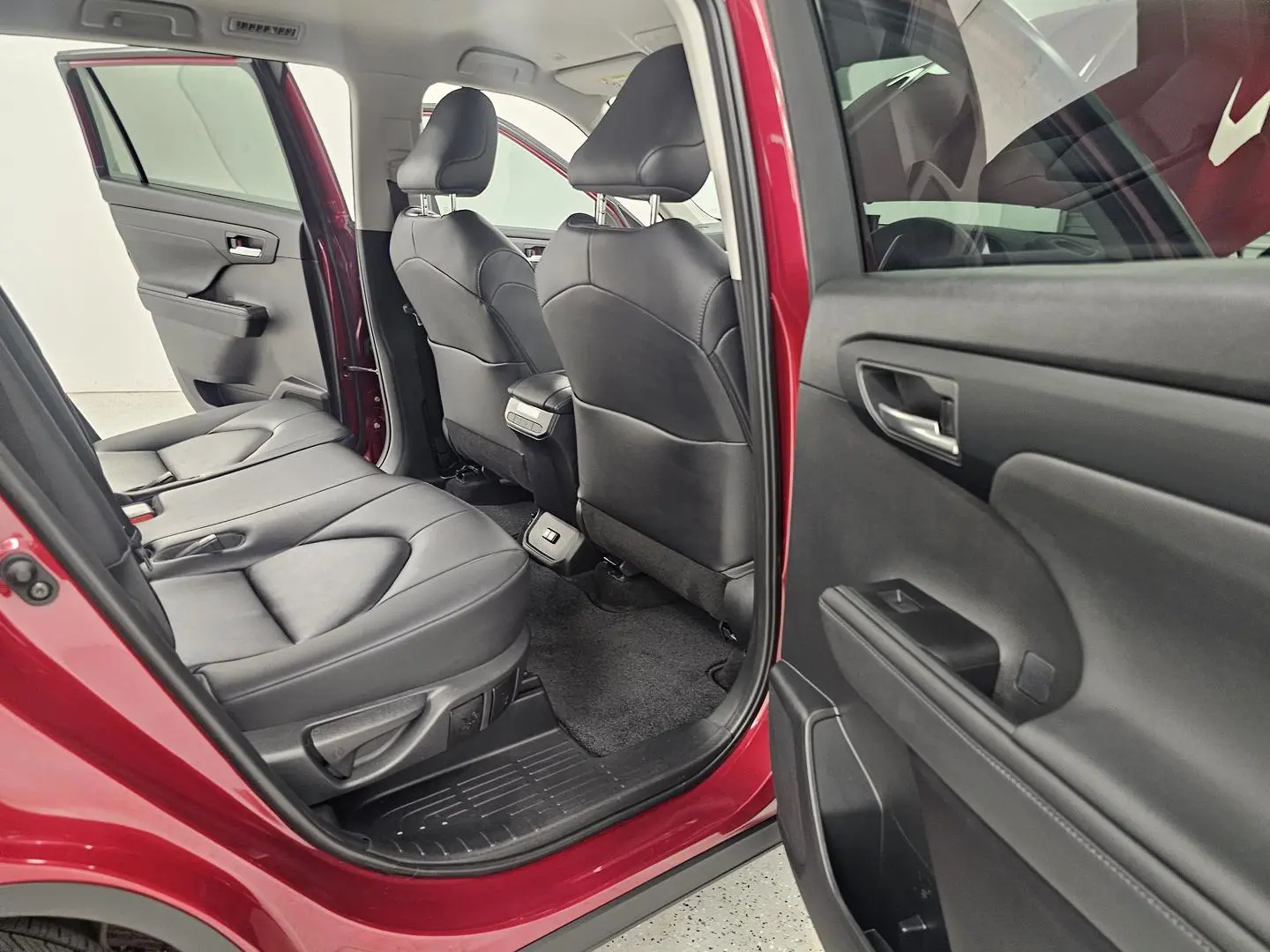 2024 Toyota Kluger Gallery Image 21