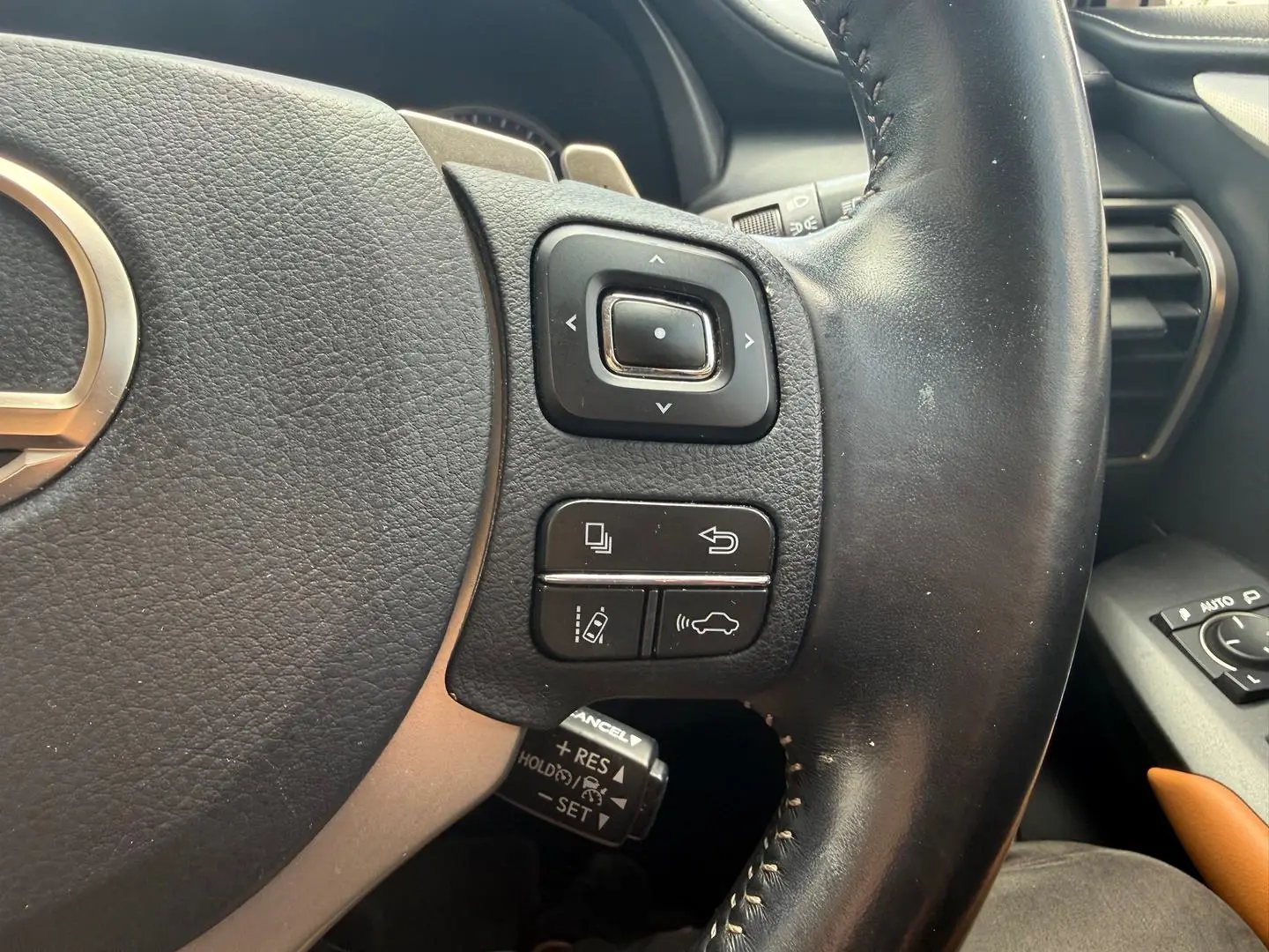 2019 Lexus NX Gallery Image 27