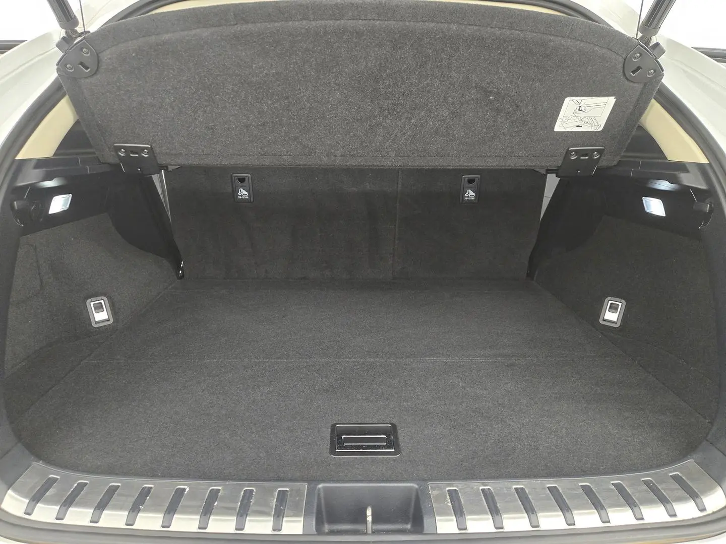 2020 Lexus NX Gallery Image 20